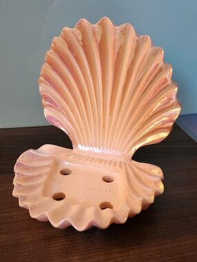 Bath & Body Works Iridescent Pink Shell Soap Dish